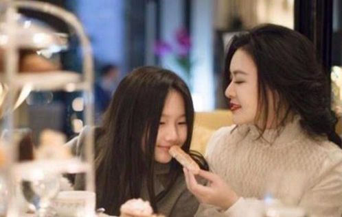 《离婚后,冷艳女总裁的悔恨与救赎》
